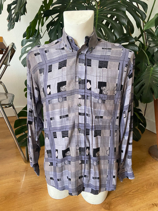 Chemise windows