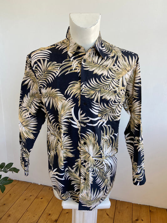 Chemise palmiers dans la nuit