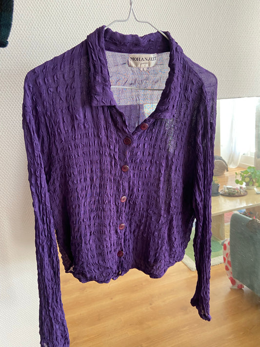 Chemise violette gauffrée