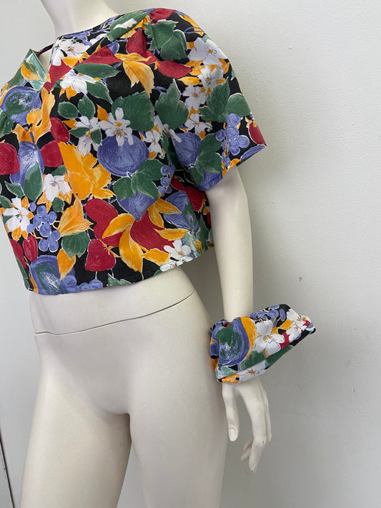 Floral scrunchie shirt