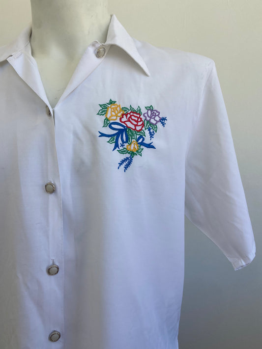 Chemise bianca brodée
