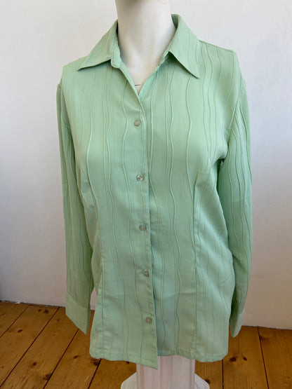 Embossed pistachio shirt
