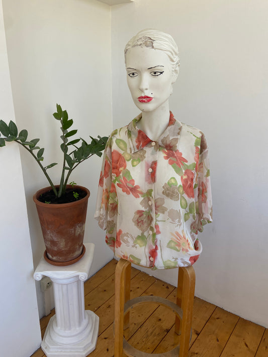 Chemise transparente fleurs rouges