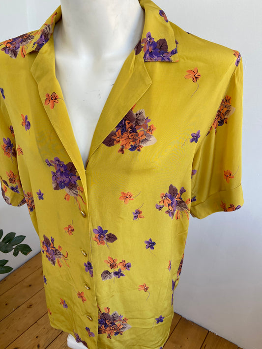 Chemise moutarde fleurie