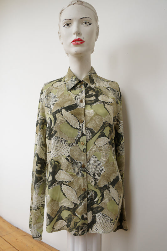 Chemise verde snake