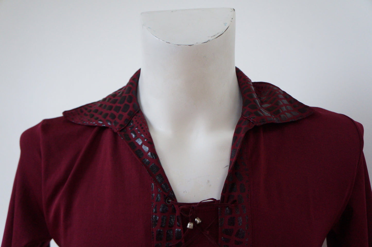 Burgundy lace-up shirt