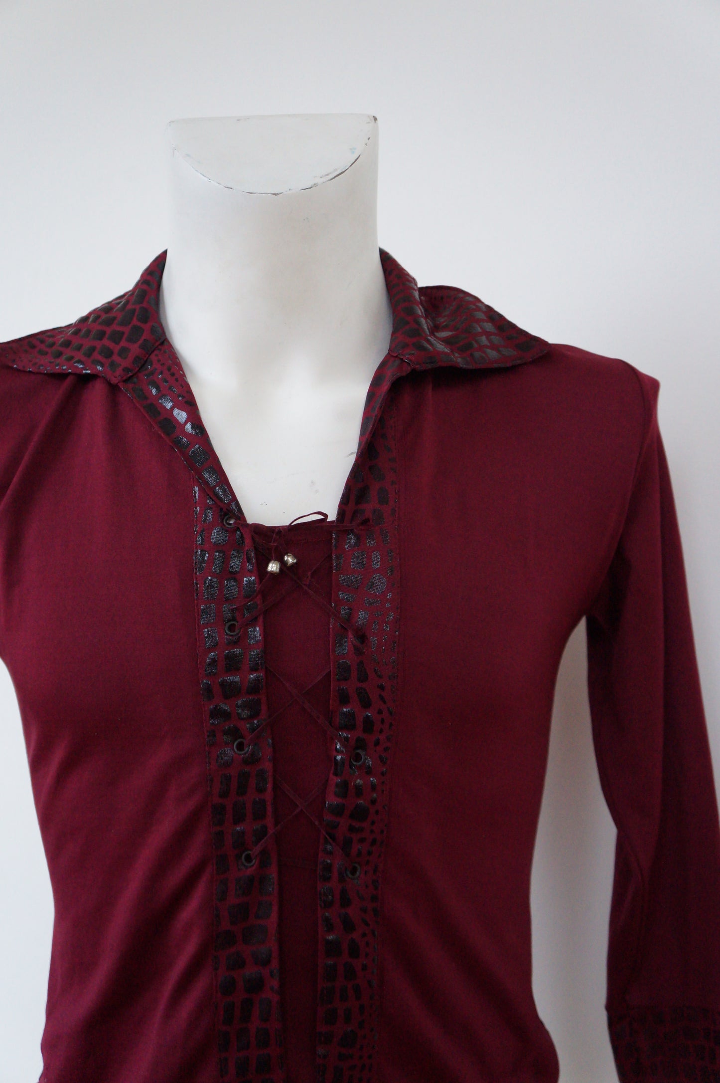 Burgundy lace-up shirt